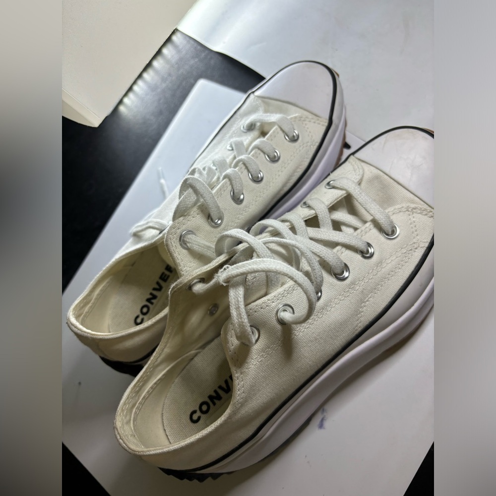 NWOT Converse